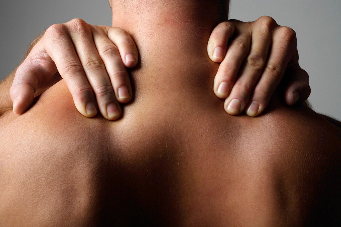 Shoulder and neck stretching to avoid the onset of frozen shoulder